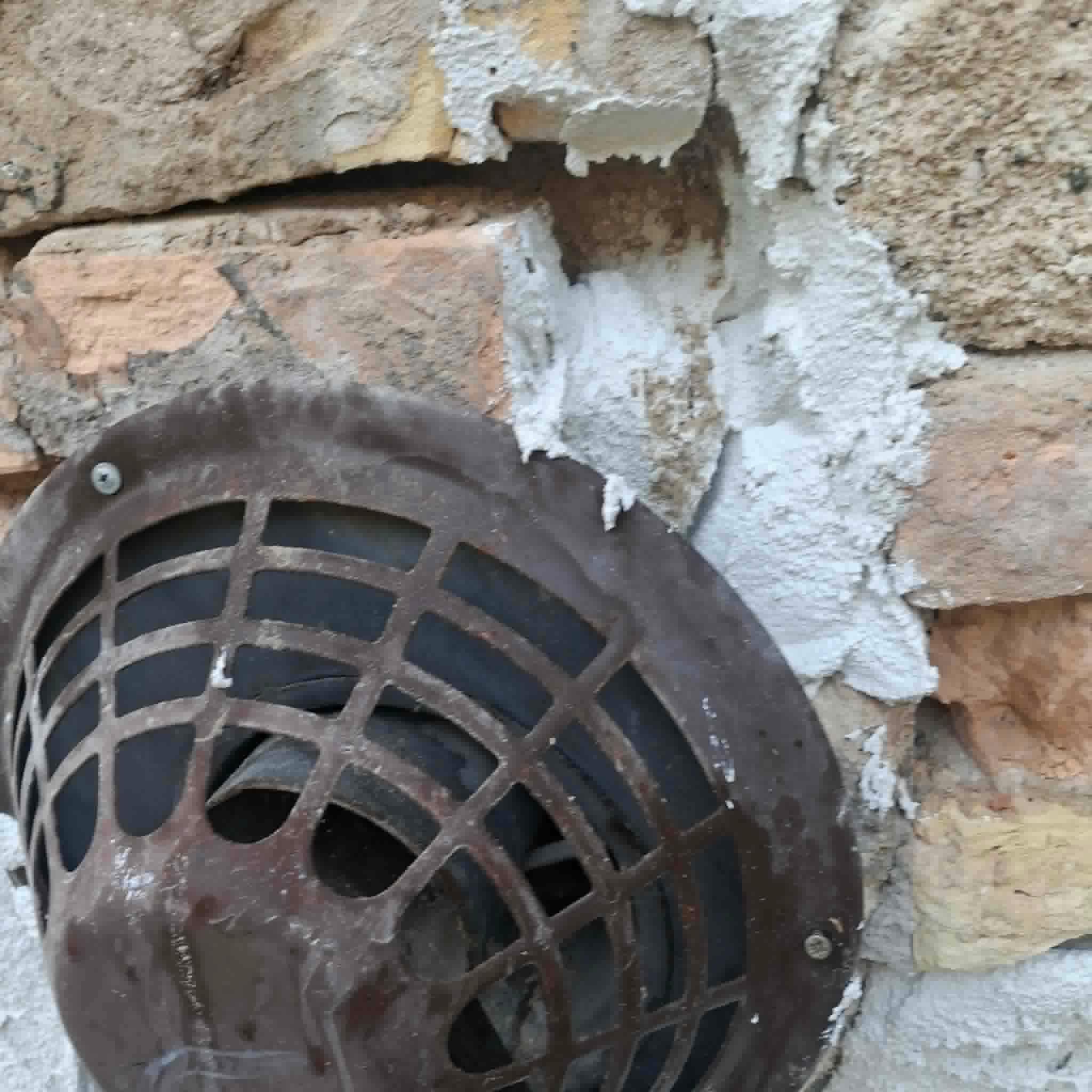 Vizes fal szárító vakolat előtt — kiindulási állapot (referencia 8)
